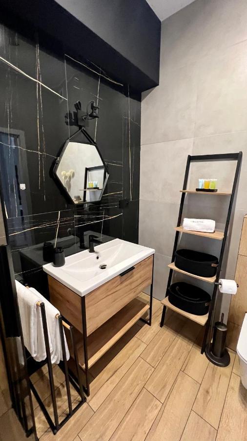 Chill & Fun 22 By Housine Apartment Zator Ngoại thất bức ảnh
